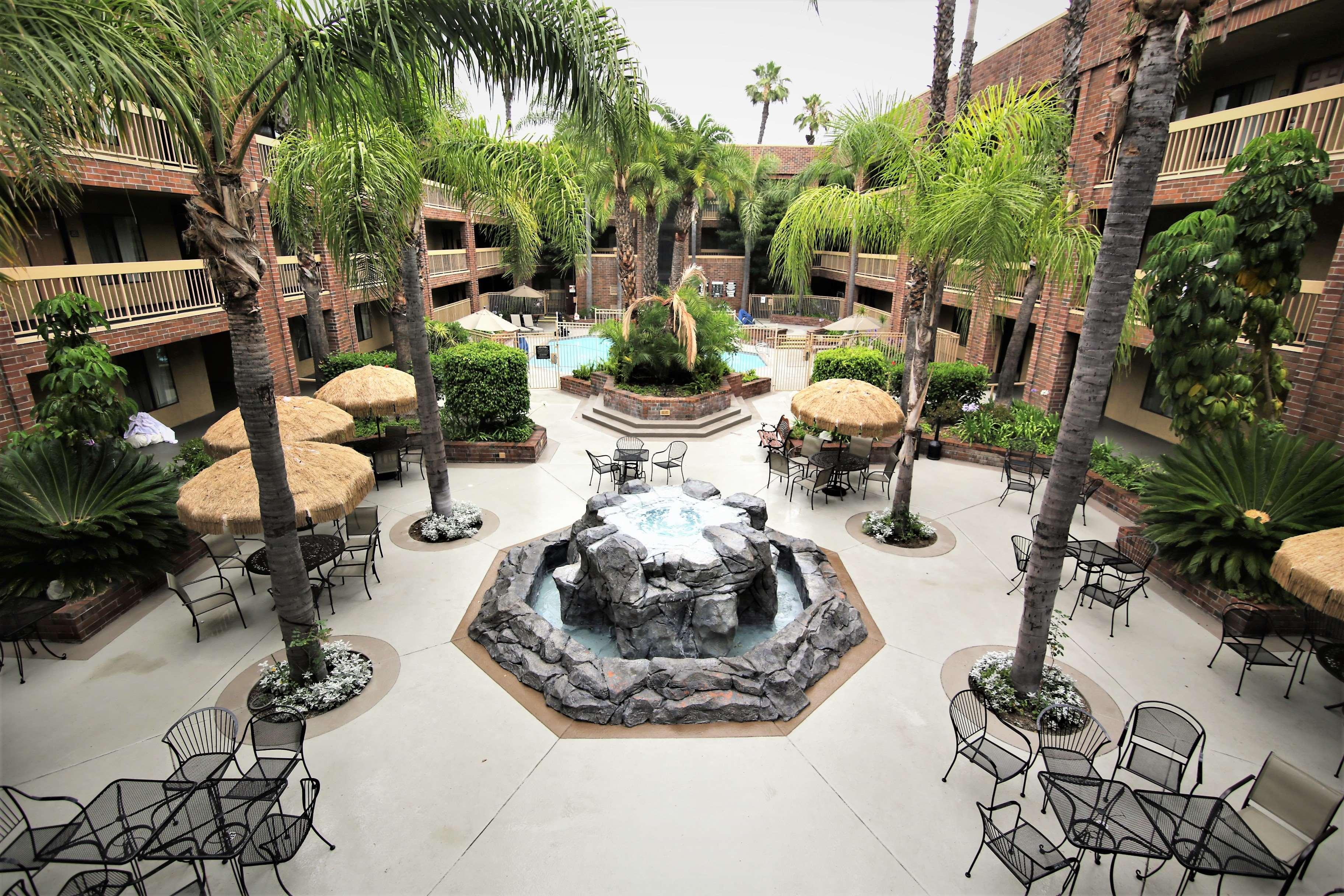 Best Western Plus Meridian Inn & Suites, Anaheim-אורנג' מראה חיצוני תמונה