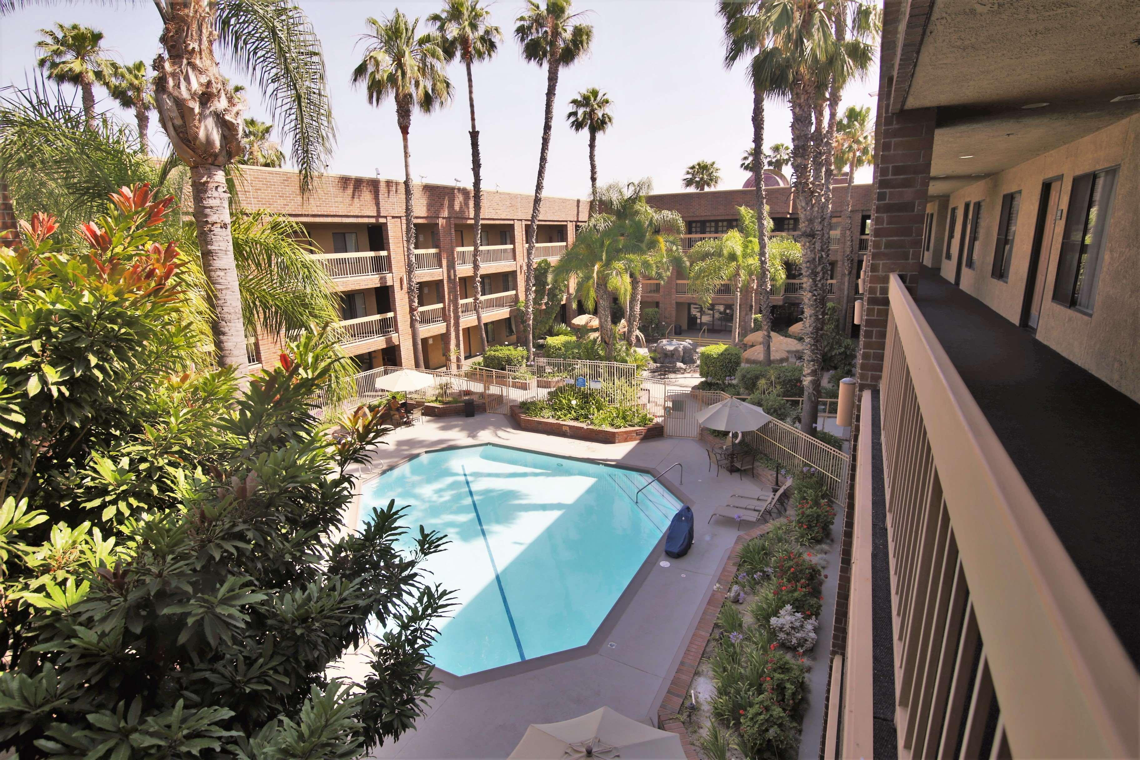 Best Western Plus Meridian Inn & Suites, Anaheim-אורנג' מראה חיצוני תמונה