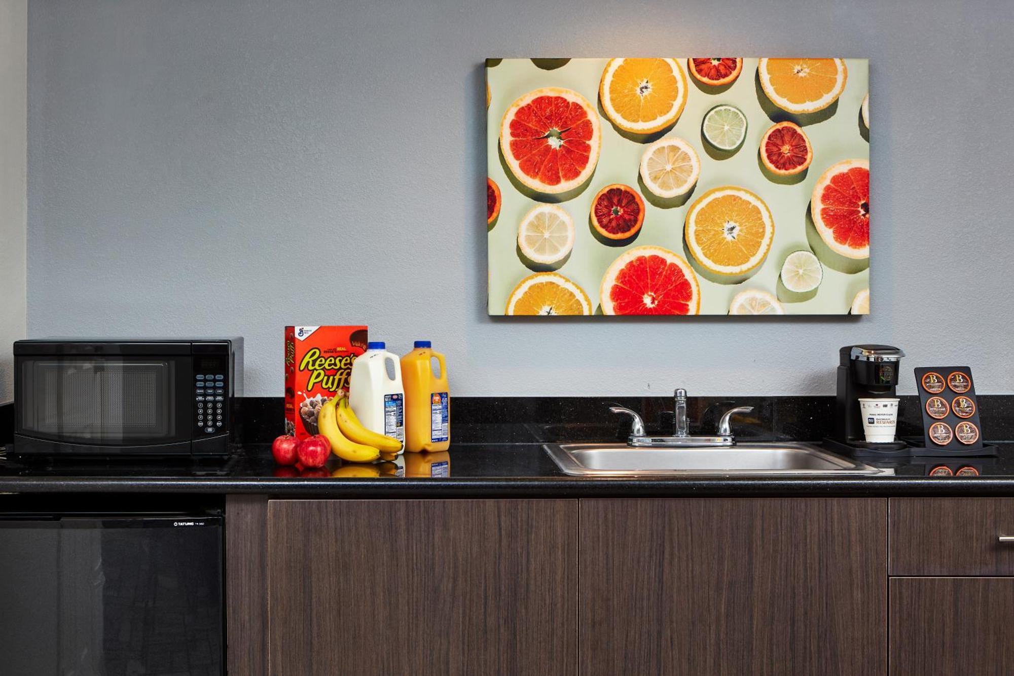 Best Western Plus Meridian Inn & Suites, Anaheim-אורנג' מראה חיצוני תמונה