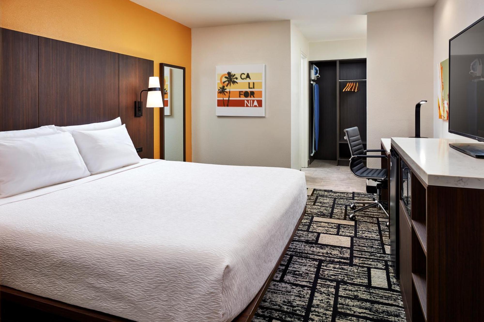 Best Western Plus Meridian Inn & Suites, Anaheim-אורנג' מראה חיצוני תמונה