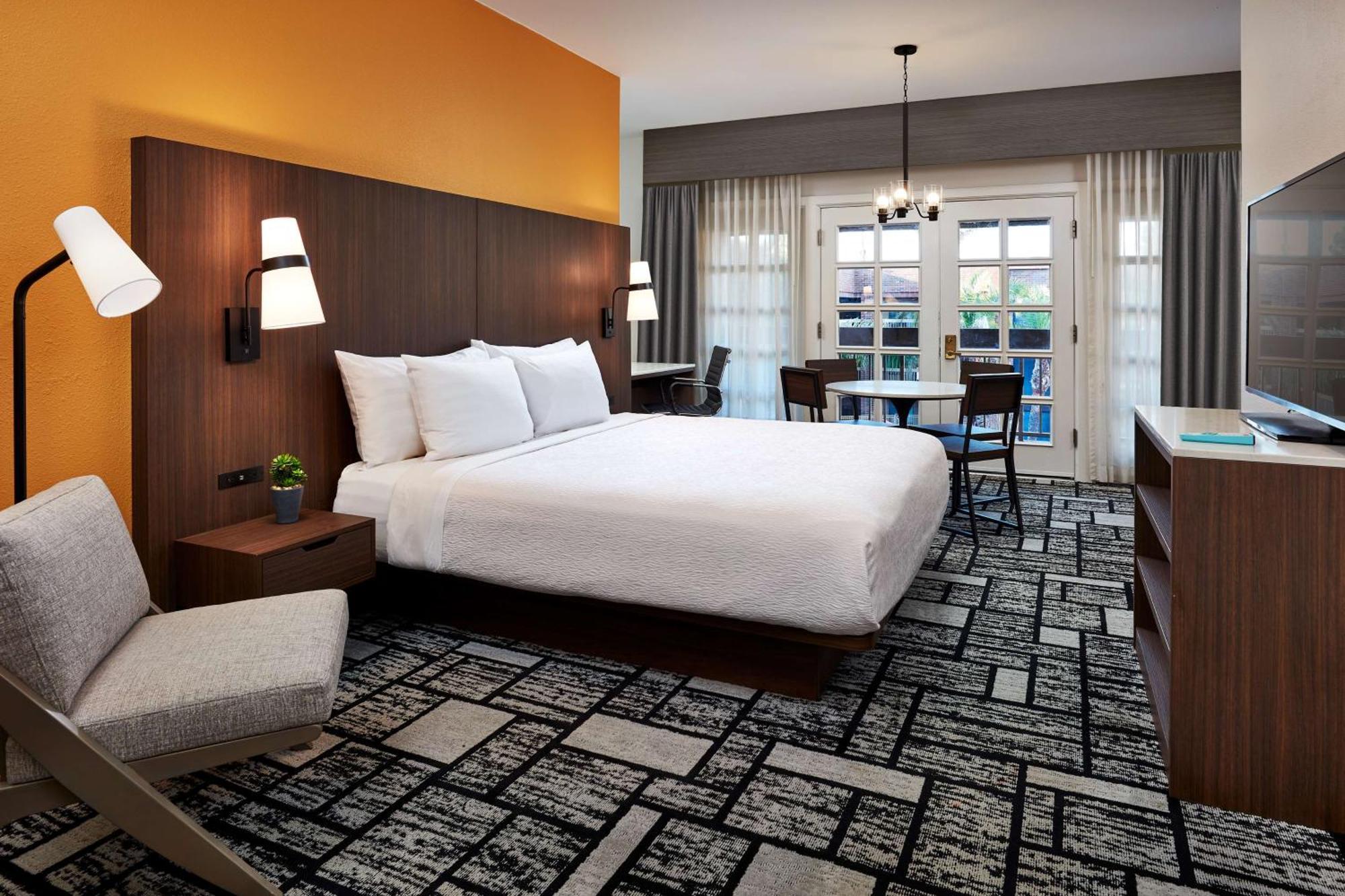 Best Western Plus Meridian Inn & Suites, Anaheim-אורנג' מראה חיצוני תמונה